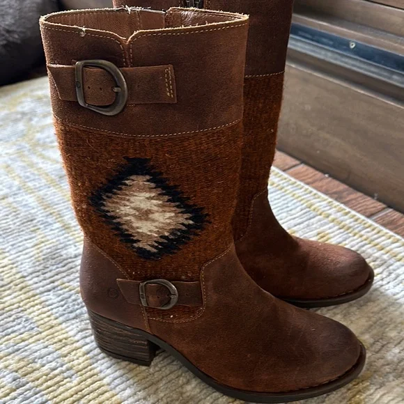 Born Triana Tribal Inspired Mid Boots - Picture 3 of 10